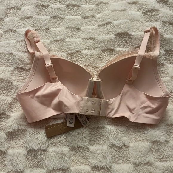 SKIMS Lace Full Coverage Bra - Picture 2 of 4
